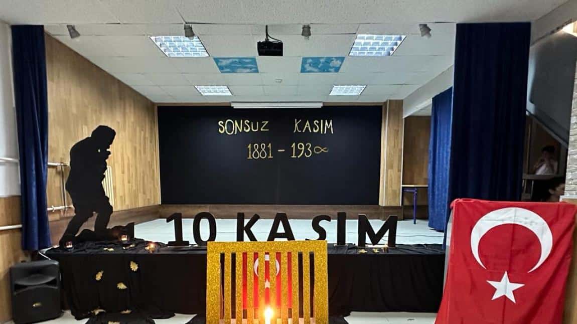 Cumhuriyetimizin Kurucusu Ulu Önder Mustafa Kemal Atatürk, Sonsuzluğa Uğurlanışının 85'inci Yıl Dönümünde Okulumuzda Anıldı.